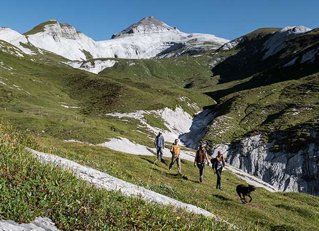 Wanderung zu den Strudeltöpfen auf der Alp Mora bei Trin